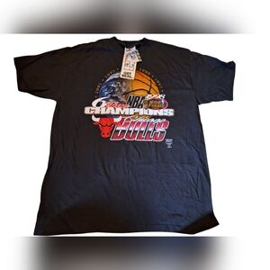 Vintage NWT Chicago Bulls 6 Time Championship Shirt Size Large